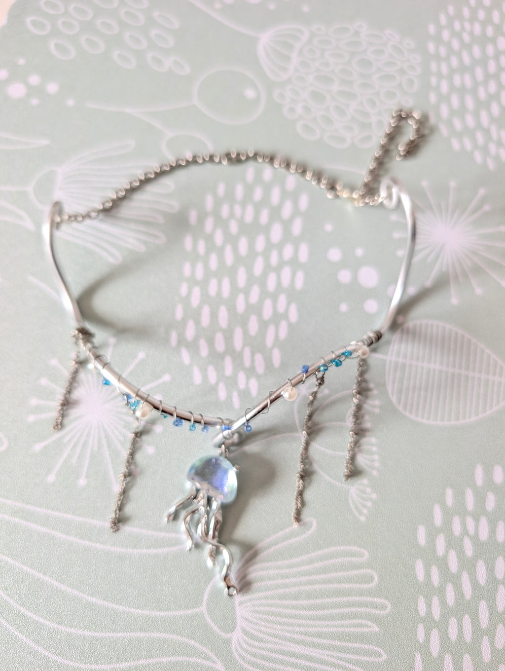 Jellyfish Choker