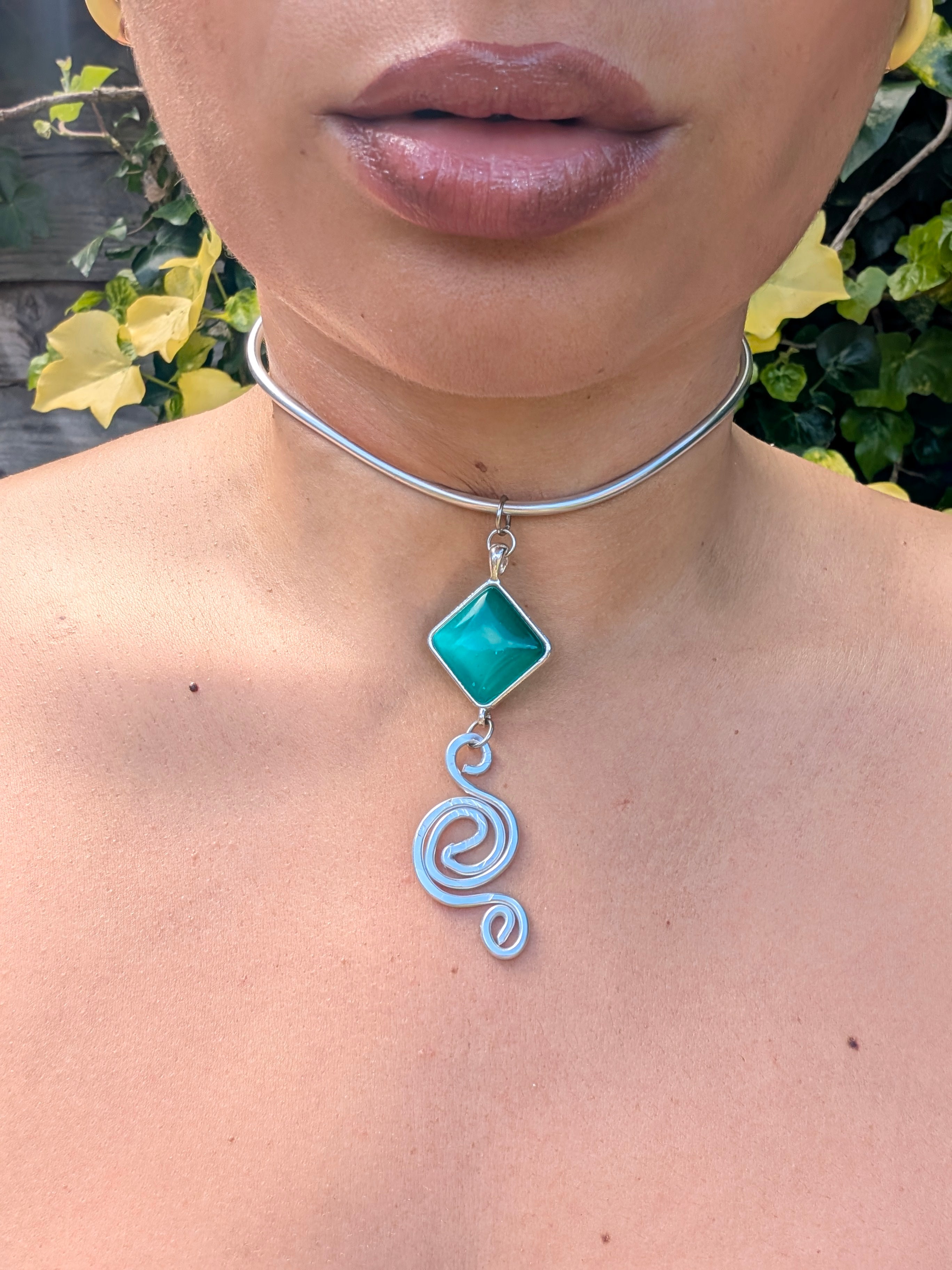 Emerald Spiral Choker