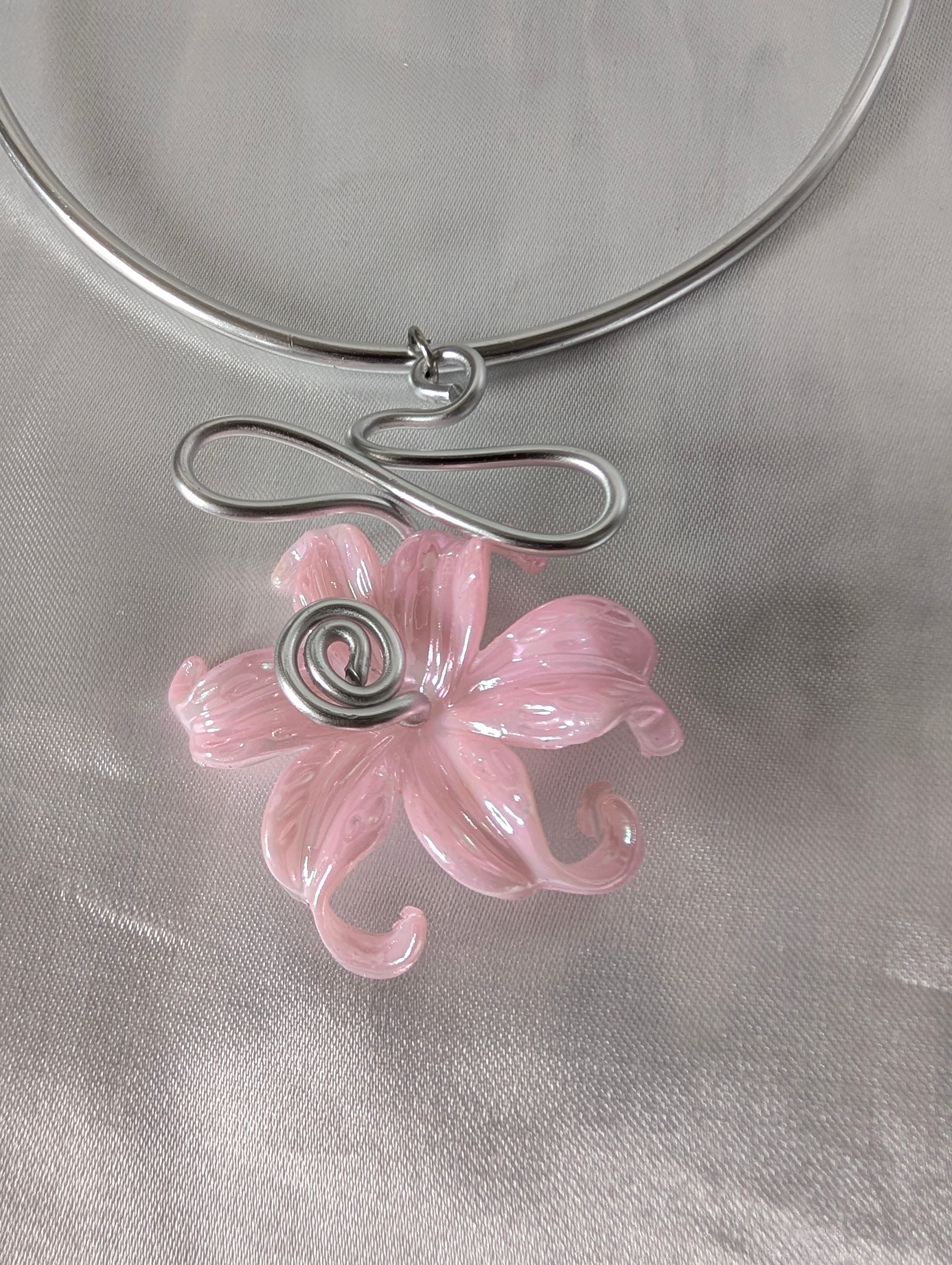 Handmade Flower Choker Necklace