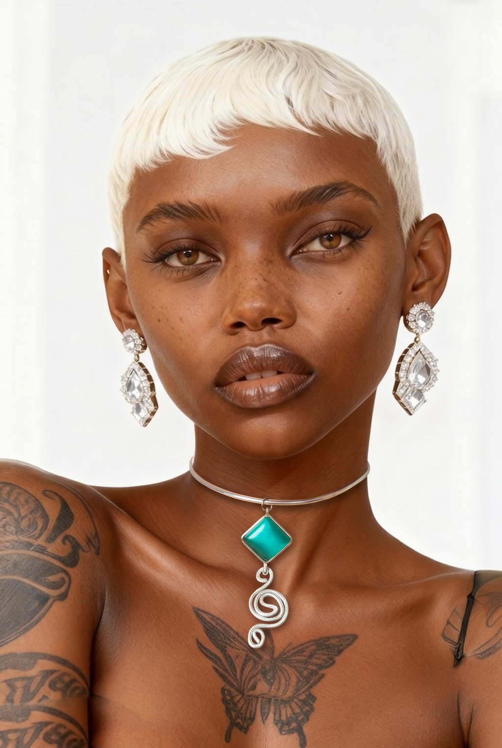Emerald Spiral Choker
