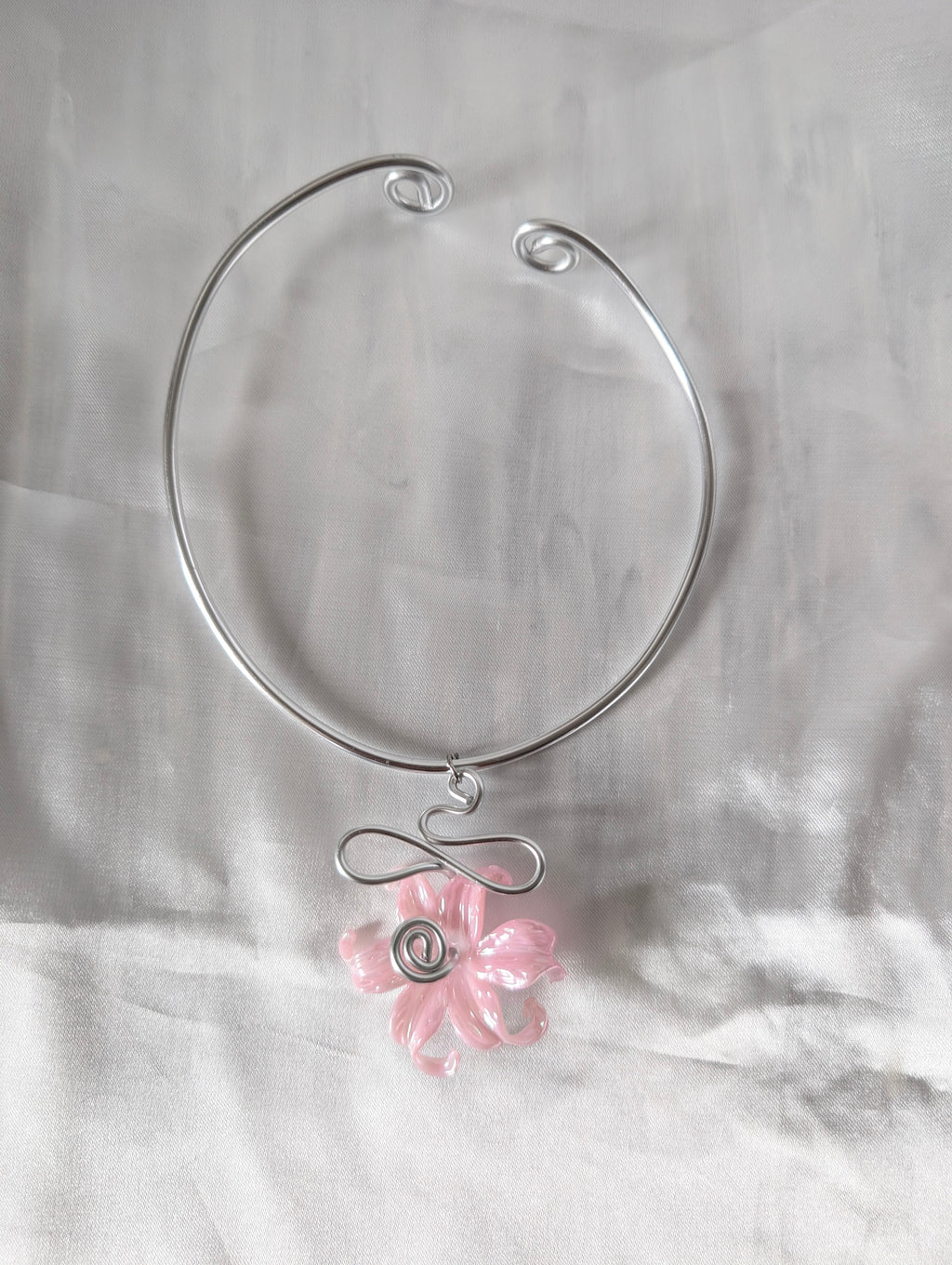 Handmade Flower Choker Necklace