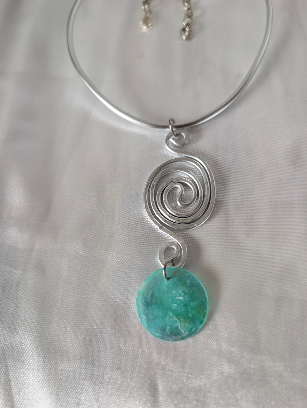 Spiral Tide Choker